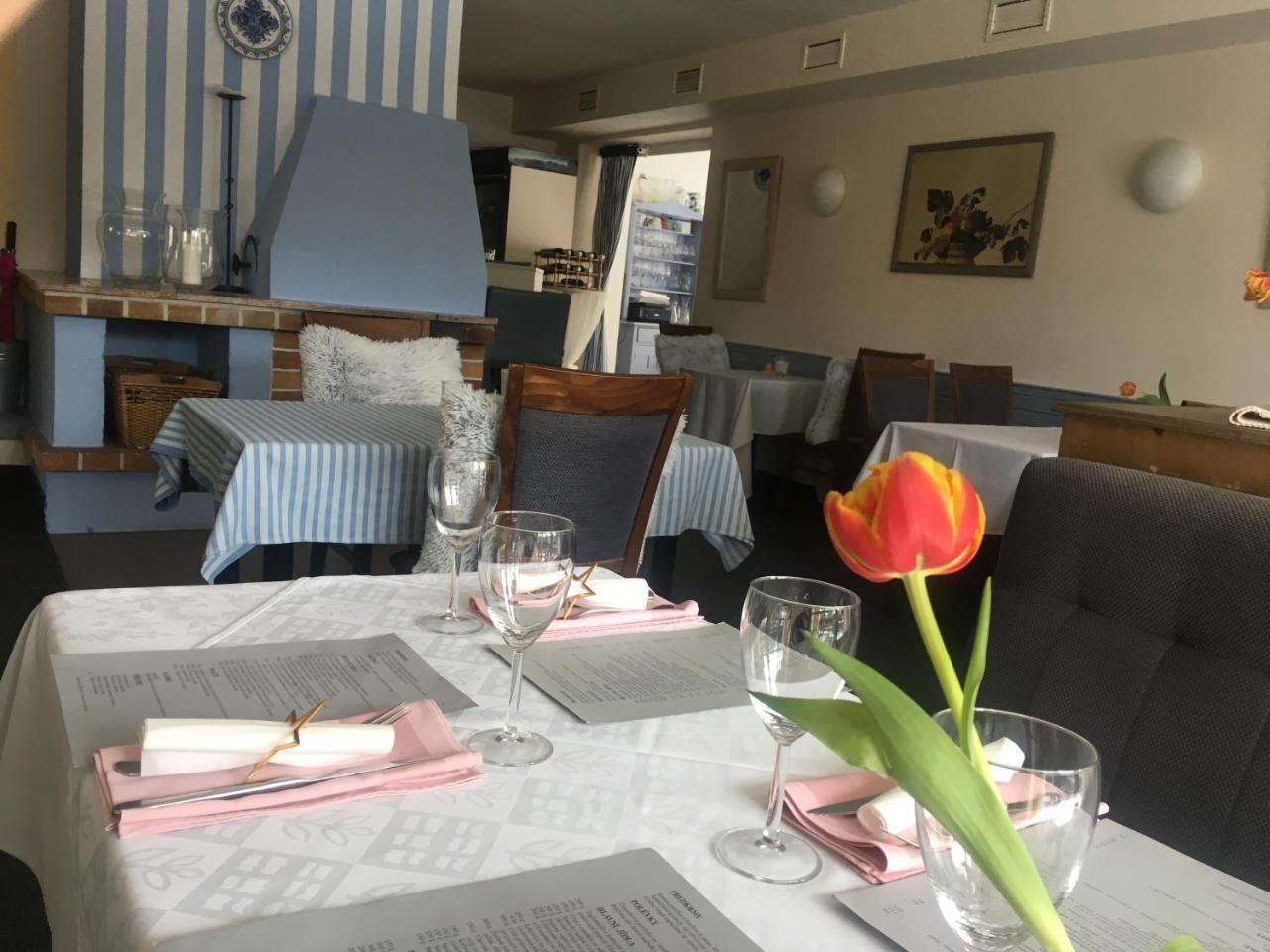 Pension A Restaurace Filip II Mariánské Lázně المظهر الخارجي الصورة
